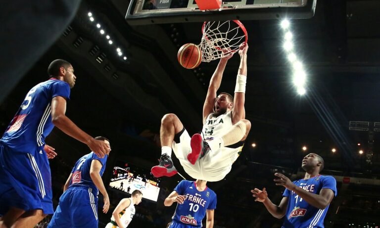 Οι Νάγκετς τελειώνουν το θέμα Βαλαντσιούνας