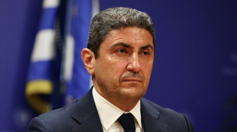 Σκάνδαλο ΟΠΕΚΕΠΕ: Κοροϊδία χωρίς όριο – Ο Λευτέρης Αυγενάκης δηλώνει «νηφάλιος και θεσμικά προσηλωμένος»