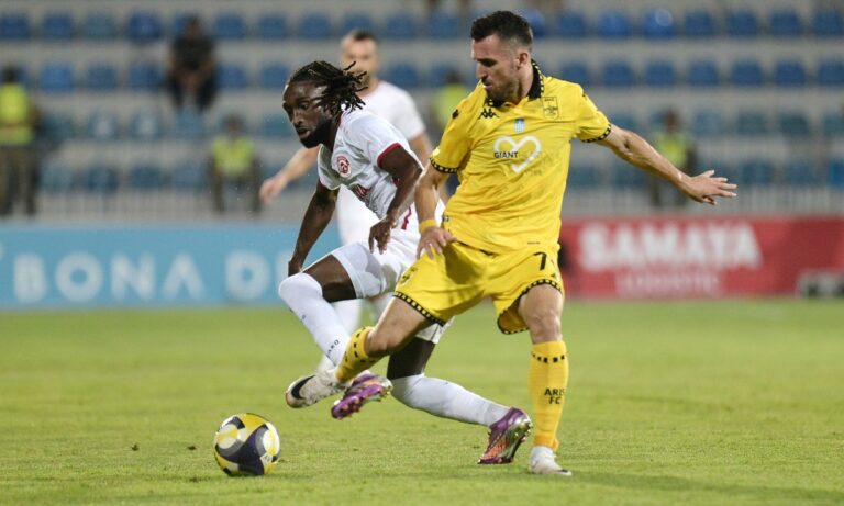 Γιάννης Γιαννιώτας : Με το σπαθί του…