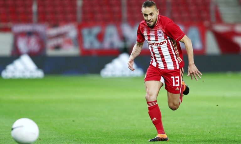 Ολυμπιακός : Κρέμασε τα παπούτσια του ο Ραφίνια – Τι τον είχε διώξει από τον Ολυμπιακό