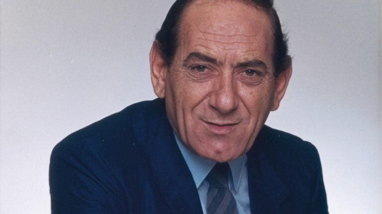 Κάθε τραγούδι και μια ιστορία: Ζητώ Ακρόαση Θεού