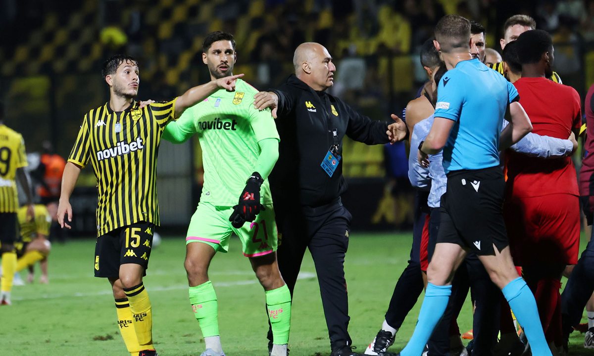 Άρης: Επιστολή με βίντεο στη UEFA – Τρομερά παράπονα από τη διαιτησία!