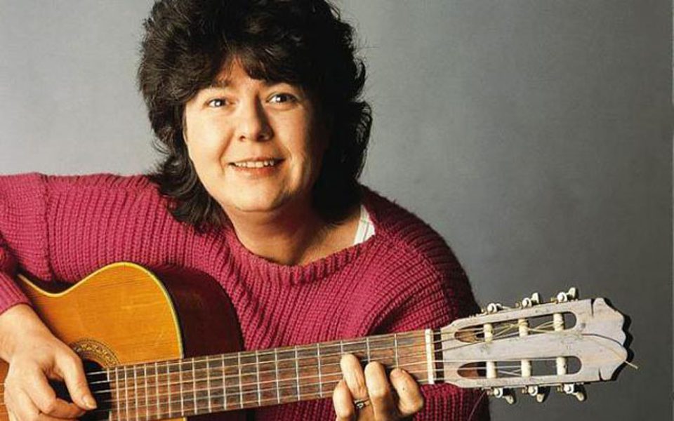 Δύο διαφορετικές εκδοχές για το πως γράφτηκε το «Μπαρ Το Ναυάγιο» της Αρλέτας  