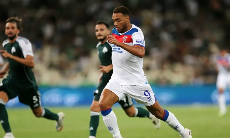 Ο Παναθηναϊκός νίκησε την ΑΕΚ και φέρνει τον Ντέσερς στην Ελλάδα