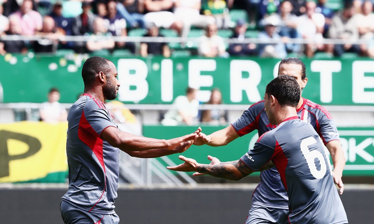 Ντεν Χααγκ – Ολυμπιακός: Το απόλυτο πρέσινγκ του Μεντιλίμπαρ γίνεται ασφυκτικό – Ο Στρεφέτσα σα να παίζει χρόνια