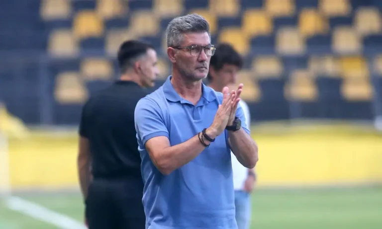 Άρης: Mόλις 30 λέξεις και… εσάνς ειρωνείας!