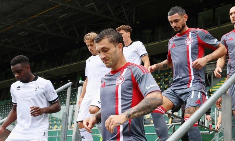 Καμπελά – Στρεφέτσα και πρέσινγκ για σεμινάριο: Ο Ολυμπιακός… έπνιξε τη Ντεν Χάαγκ αλλά μέχρι το 60ο λεπτό