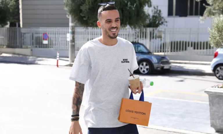 Παναθηναϊκός μεταγραφές : Ο Κουρμπέλης έχει δύο εκατ. ευρώ συμβόλαιο…