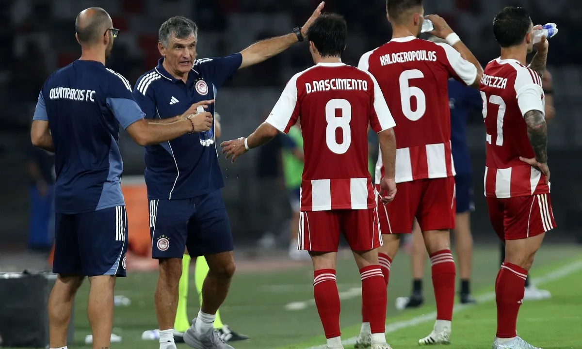 Ολυμπιακός : Με αυτές θα παίζει Champions League και έχει ένα μήνα καιρό να αλλάξει…