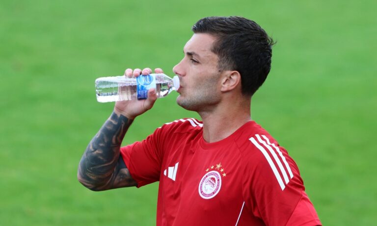 Ολυμπιακός : Θα πάρει τελικά το «7» ο Στρεφέζα;