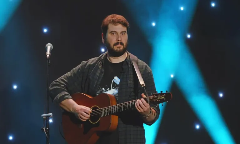 Πάρις Ρούπος vs Pizza Fan: Οι Έλληνες φώναξαν ένα βροντερό όχι απέναντι στα εθνομηδενιστικά «βοθρολύματα»