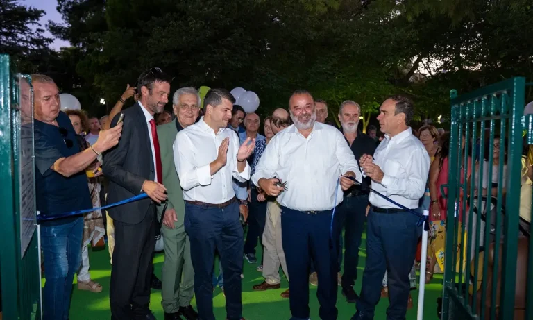 Η SEAJETS εγκαινιάζει την παιδική χαρά στο Πάρκο Νεολαίας του Δήμου Κηφισιάς στη Νέα Ερυθραία