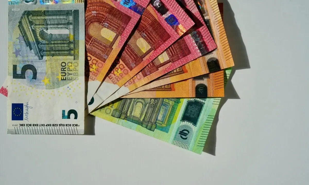 Επίδομα 250 ευρώ: Ποιοι συνταξιούχοι το δικαιούνται και ποιοι μένουν εκτός!