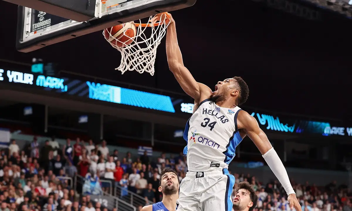 Ελλάδα – Ισραήλ 84-79: Αγχώθηκε χωρίς λόγο η Εθνική αλλά προκρίθηκε, μαγικός Γιάννης με 37 πόντους