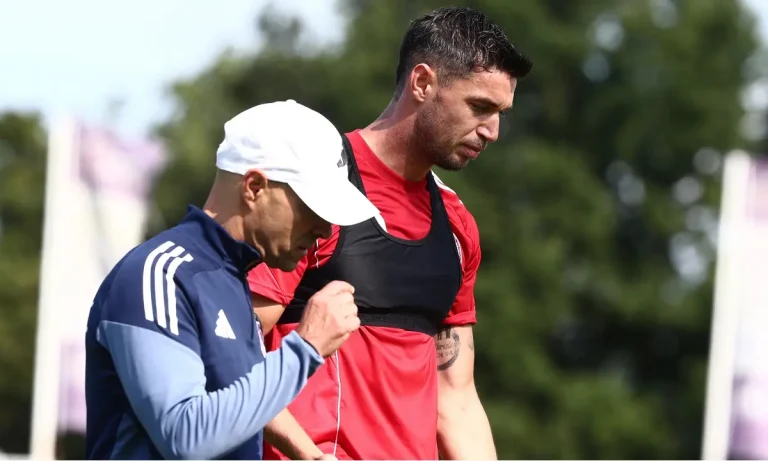 Ολυμπιακός: Και ξαφνικά ο Γιάρεμτσουκ συνεχίζει την αποθεραπεία του στην Ουκρανία