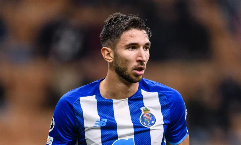 Βρήκε το 6άρι της η ΑΕΚ – Έρχεται Ελλάδα να υπογράψει ο Γκρούγιτς!