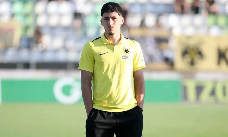 ΑΕΚ: Πιθανό να ξεκινήσει και ο Κοσίδης στο Αιγάλεω