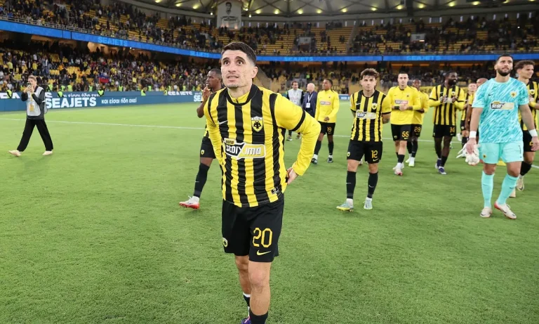 Πέτρος Μάνταλος: Έπεσε, σηκώθηκε και έγινε σημαία της ΑΕΚ