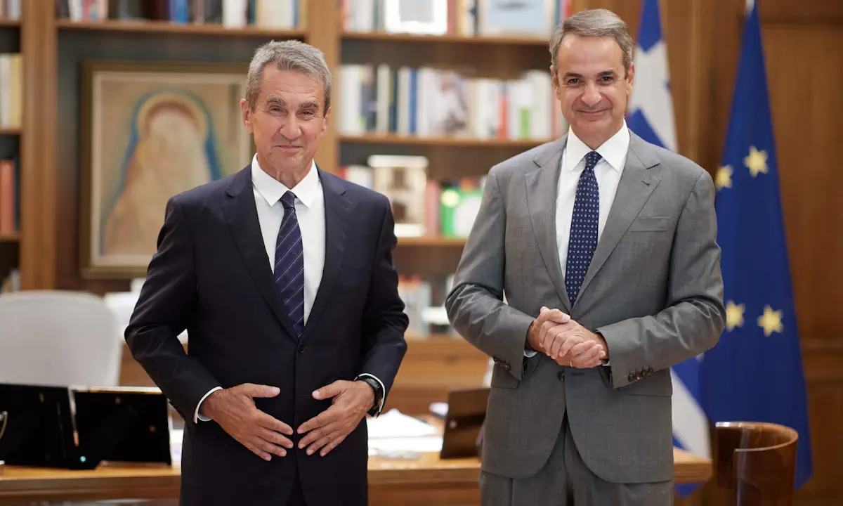 Ολοκληρώνει την «πασοκοποίηση» της ΝΔ ο Μητσοτάκης: Εντάχθηκε στο κόμμα ο Ανδρέας Λοβέρδος