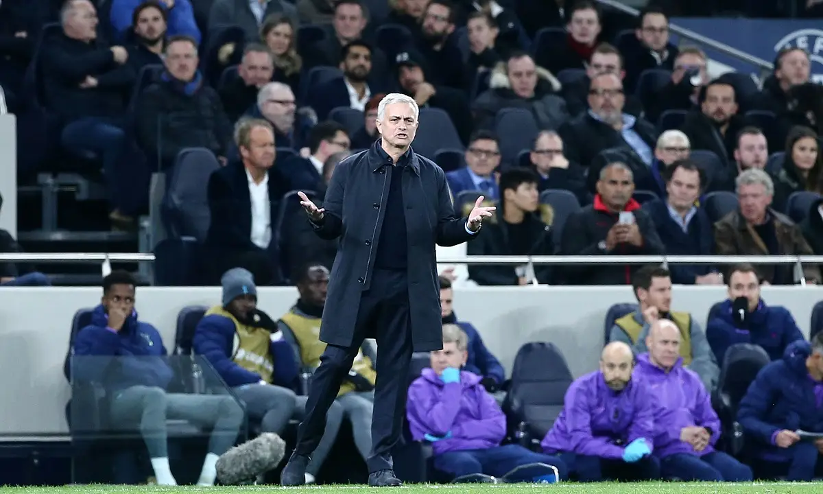 Μουρίνιο: Τόσα θέλει για να πάει στη Ρωσία