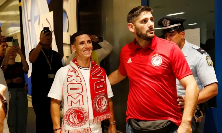 Ποντένσε: Συγκίνησε με τις πρώτες δηλώσεις του μετά την αποθεωτική υποδοχή στον Ολυμπιακο