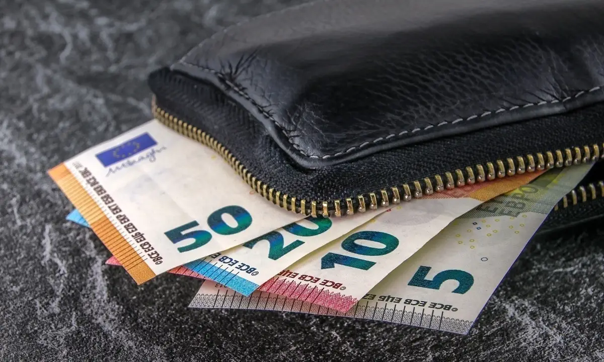 Συντάξεις Οκτωβρίου: Ξεκινούν οι πληρωμές – Πότε θα δείτε τα χρήματα!