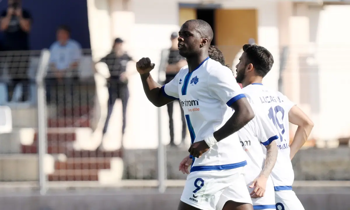 Τεττέη: Ο Ολυμπιακός, ο ΠΑΟΚ και το εξωτερικό!