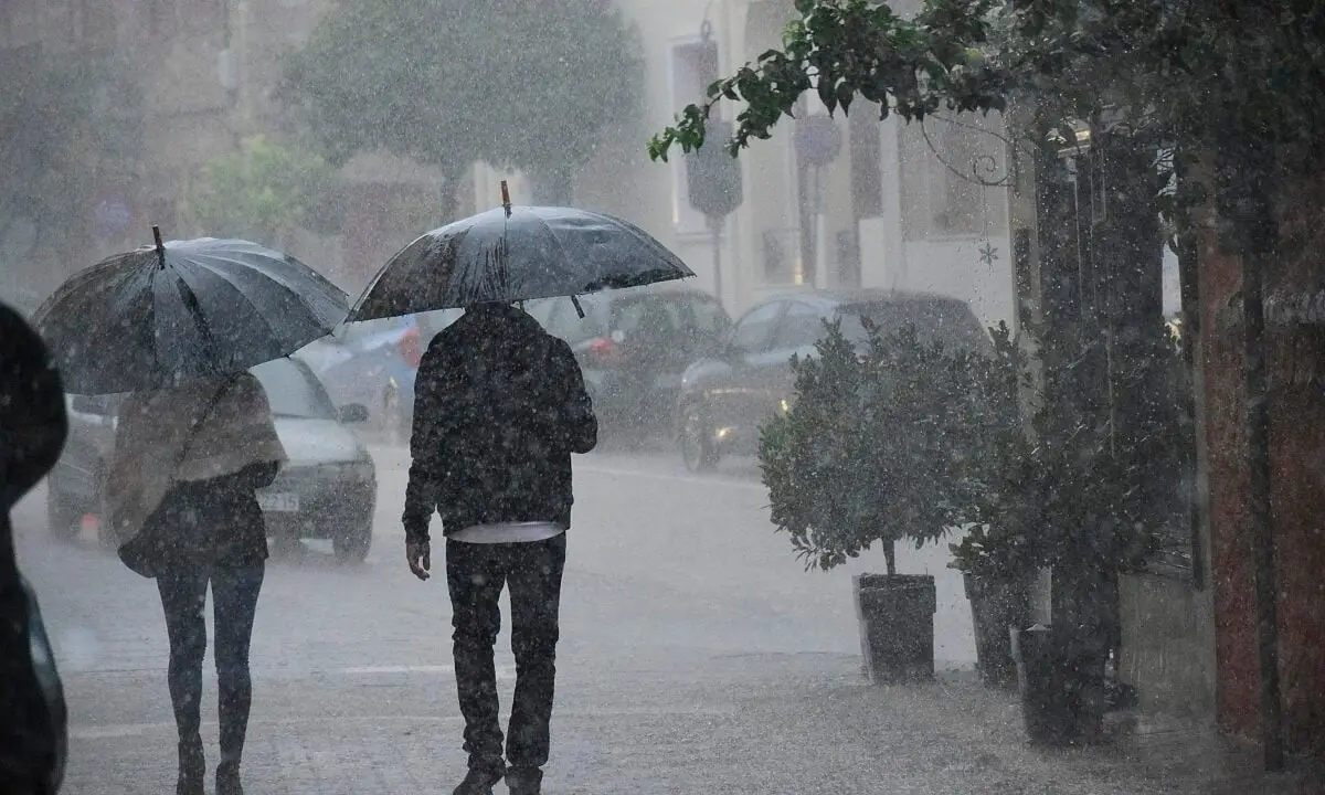ΕΜΥ: Έρχονται επικίνδυνες καταιγίδες και βροχές – Έκτακτο δελτίο επιδείνωσης!