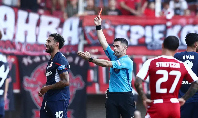 Ολυμπιακός – Πανσερραϊκός: Αναγκαστική αλλαγή ο Ζέλσον, με 10 οι φιλοξενούμενοι