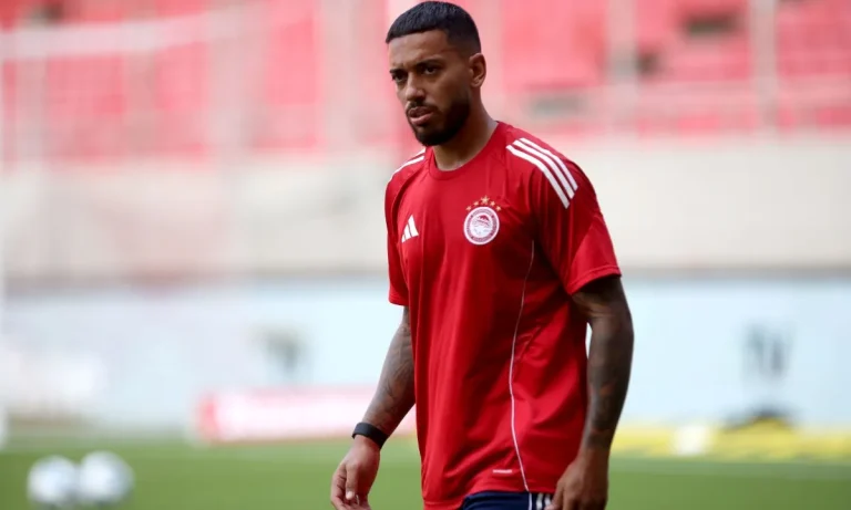 Ολυμπιακός : Με Βέζο, Λιτασικούρα και ελλείψεις η αποστολή για Αστέρα Τρίπολης