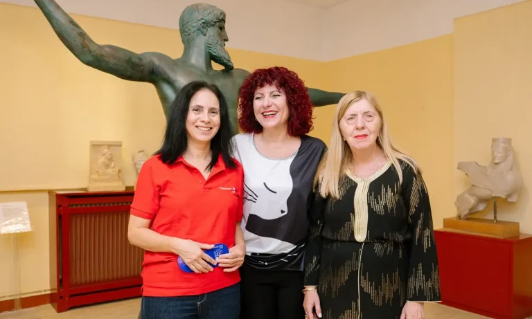 Freenow και Φάρος Τυφλών Ελλάδος συνεργάζονται για ασφαλείς μετακινήσεις ατόμων με προβλήματα όρασης