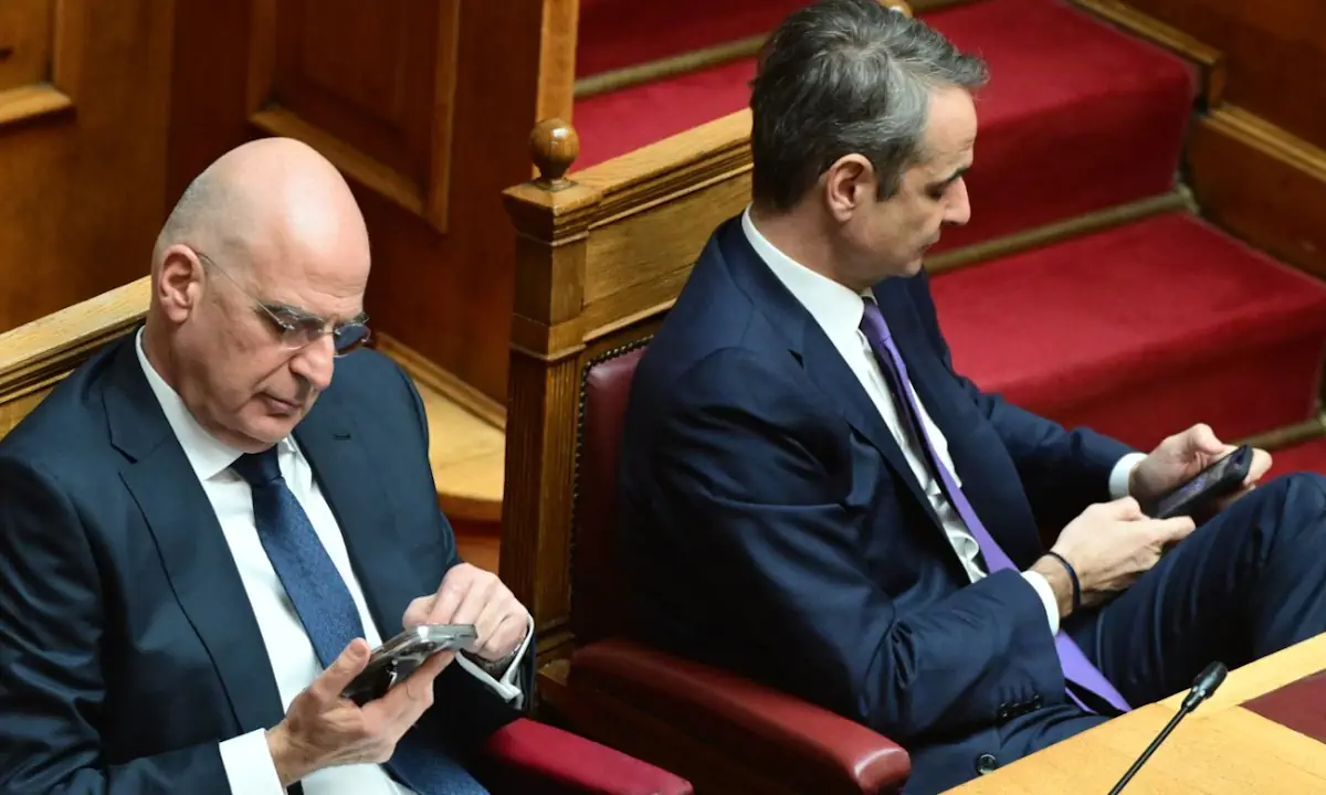 Φωτιές άναψε στο Μαξίμου η «ηγετική» παρέμβαση Δένδια υπέρ Ρούτσι: Του τηλεφώνησε ενοχλημένος ο Μητσοτάκης