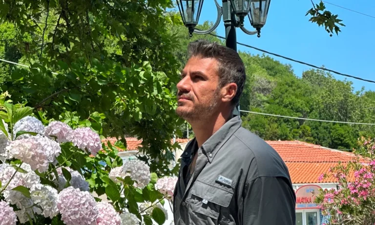 Ο Άκης Πετρετζίκης στη Σαμοθράκη – Το επεισόδιο του «Akis’ Food Tour» που θα σας ανοίξει την όρεξη!