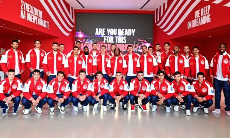 Ολυμπιακός: Συγκίνηση και υπερηφάνεια στην επίσκεψη της ομάδας στο νέο Μουσείο του Θρύλου (vid)