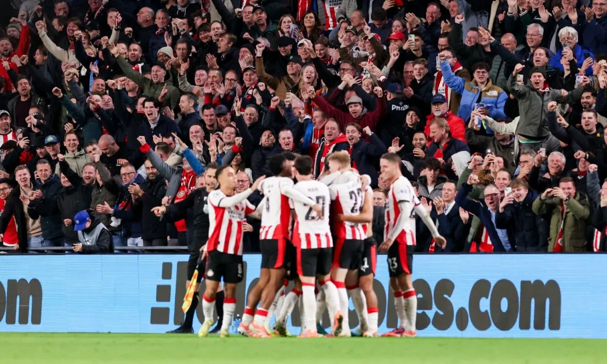 Ολυμπιακός :  Συζήτησαν όσα έκανε η Αϊντχόφεν