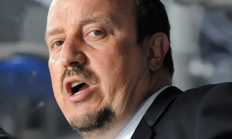 Αποκλειστικό – Στις 11:30 πέταξε από Ισπανία για Αθήνα ο Ράφα Μπενίτεθ για τον Παναθηναϊκό – Θα δει το ματς με τη Φέγενορντ μαζί με τον Γιάννη Αλαφούζο