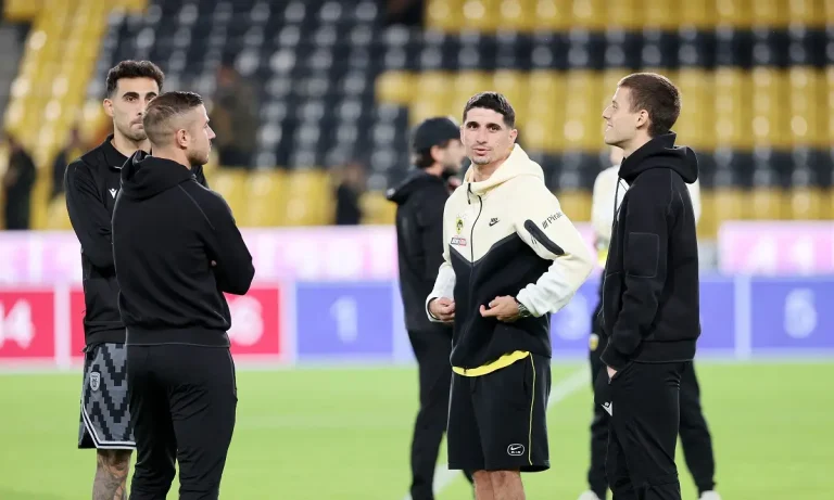 ΑΕΚ-ΠΑΟΚ: Εκπλήξεις ο Νίκολιτς, παίζει ο Μουκουντί, μέσα ο Ζίβκοβιτς για τον Λουτσέσκου