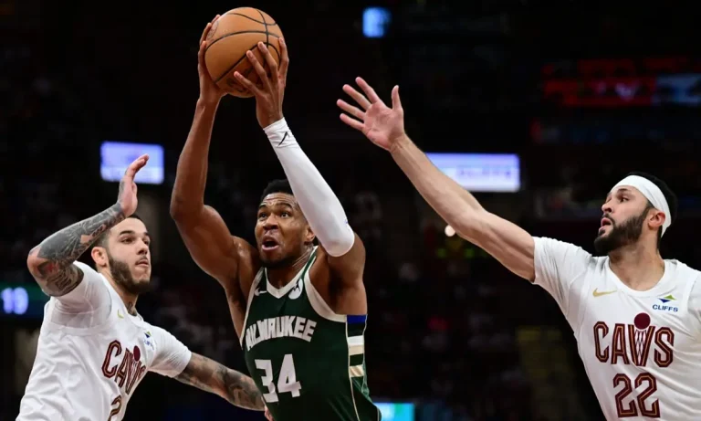 Μπάσκετ: Όλο το NBA υποκλίνεται στον Γιάννη Αντετοκούνμπο – Ιστορική εκκίνηση για τον «Greek Freak»