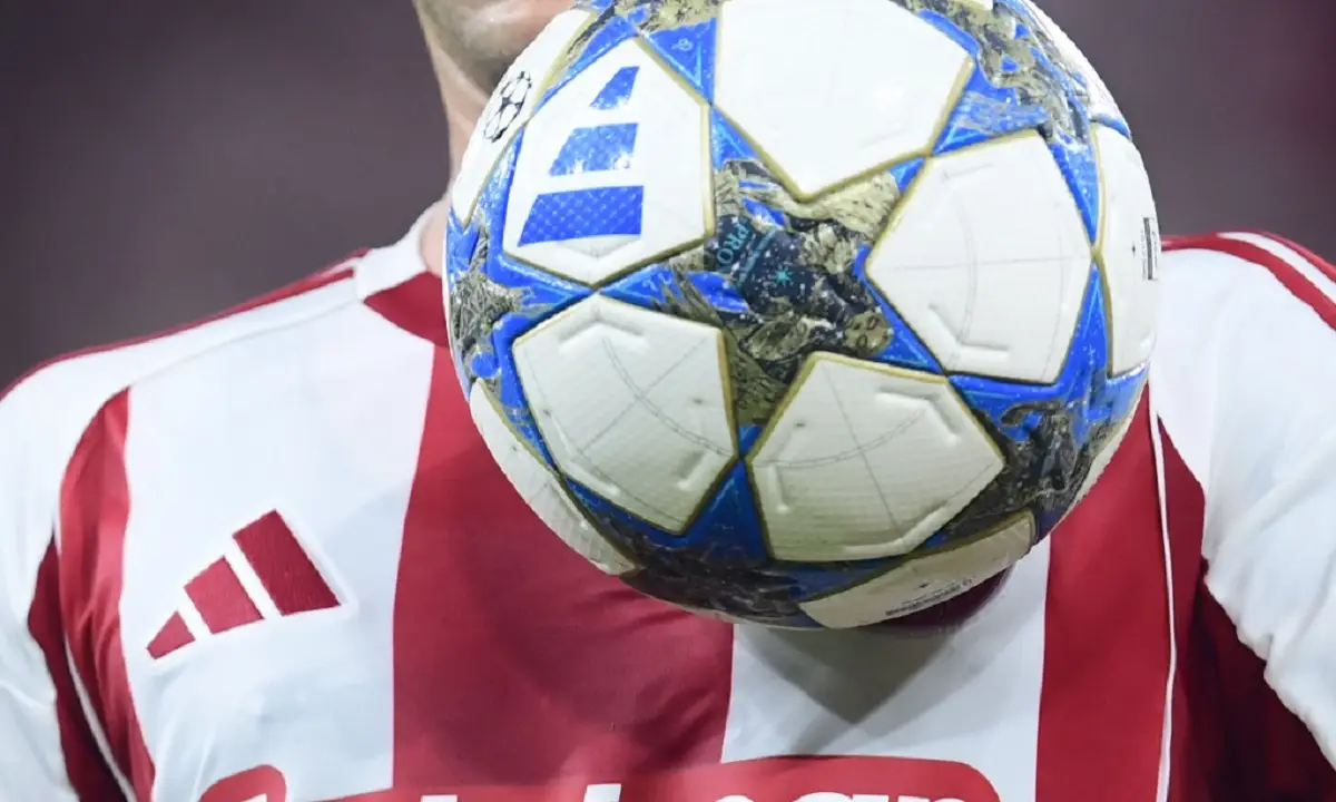 Ο Ολυμπιακός θα παίζει με μπάλα από ίνες καλαμποκιού, πολτό ξύλου και φυσικό καουτσούκ