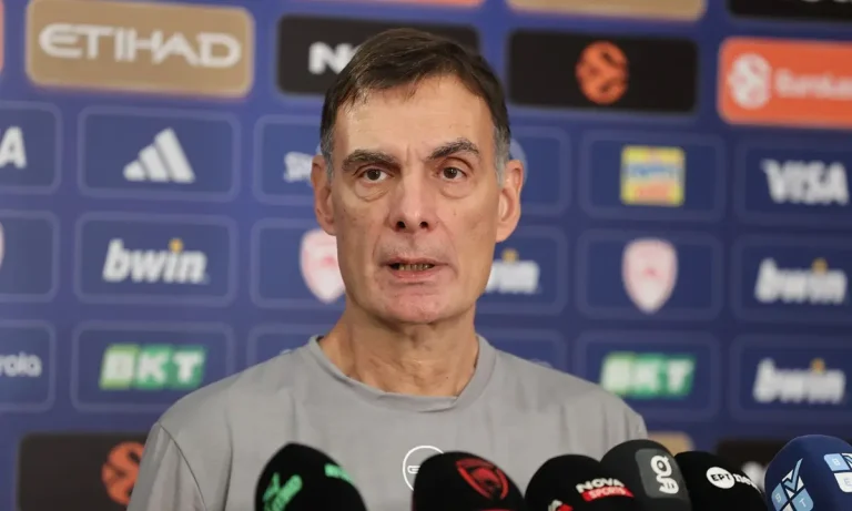 Μπάσκετ: Μπαρτζώκας: Μπαίνει ο Έβανς στις ομαδικές προπονήσεις – Τι είπε για τις προσθήκες!