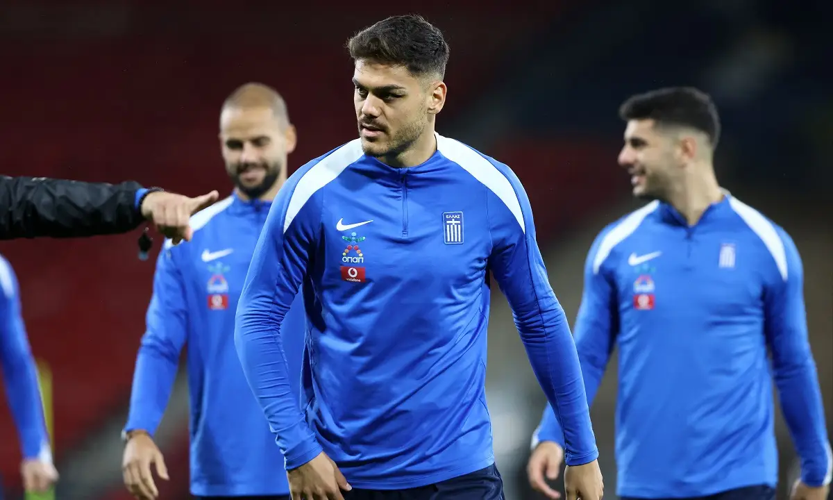 Εθνική Ομάδα: Πέσανε όλοι να… φάνε τον Τζολάκη αλλά για τον Μαυροπάνο και την άμυνα ούτε μία… ερώτηση