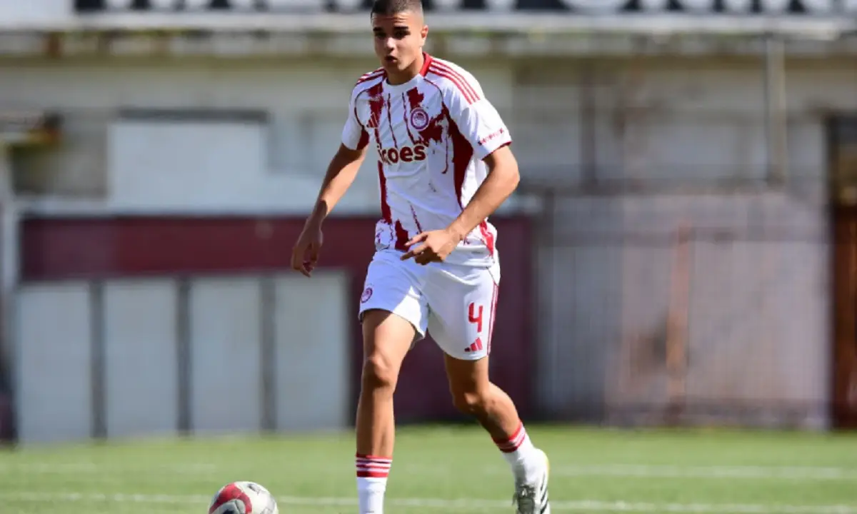 Καταιγιστικός o Ολυμπιακός Κ15 συνέτριψε τον Βόλο με 4-0