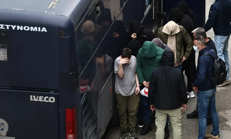 ΟΠΕΚΕΠΕ: 13 προφυλακίσεις και 23 ελεύθεροι μετά τις απολογίες των 37