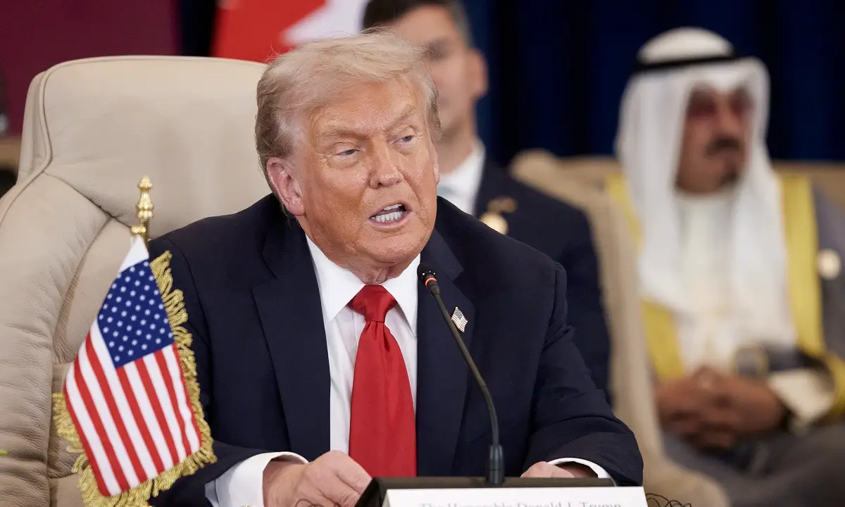 Η δημοτικότητα του Τραμπ πέφτει στο χαμηλότερο σημείο της θητείας του – Τον τρώει η ακρίβεια