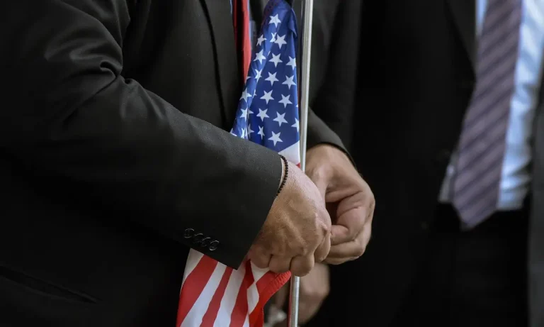 ΗΠΑ: 14 νεκροί σε πλήγματα κατά ύποπτων πλοίων με ναρκωτικά στον Ειρηνικό