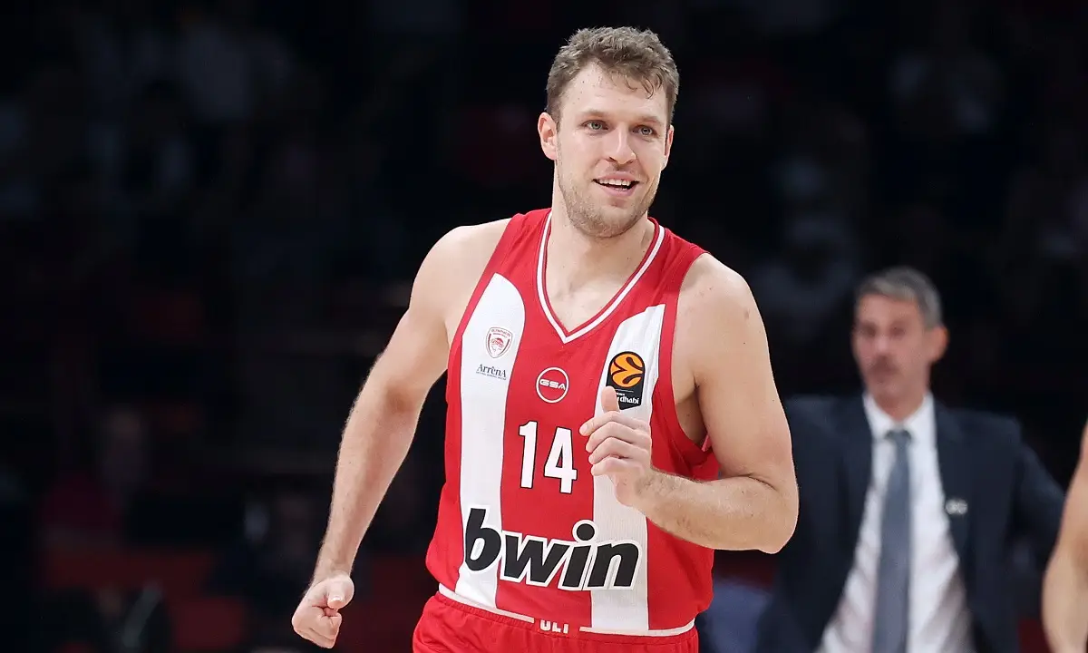 Ο Σάσα Βεζένκοβ έγραψε ιστορία – Έφτασε τους 3.000 πόντους στην EuroLeague