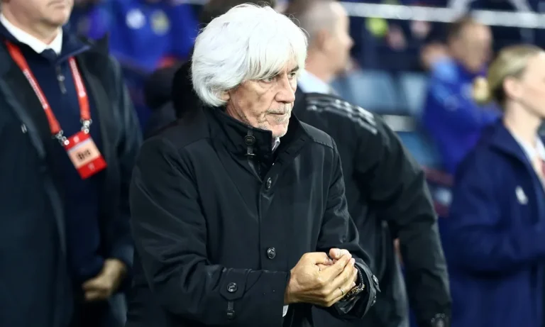 Εθνική Ελλάδας : Πρέπει να μείνει ή όχι ο Ιβάν Γιοβάνοβιτς;