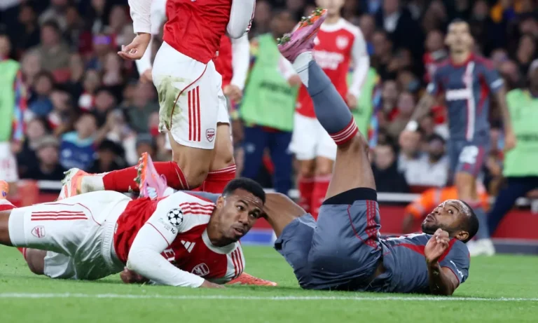 Αρσεναλ – Ολυμπιακός : Η φάση με τον Ελ Κααμπί που φώναξαν πέναλτι οι «ερυθρόλευκοι»