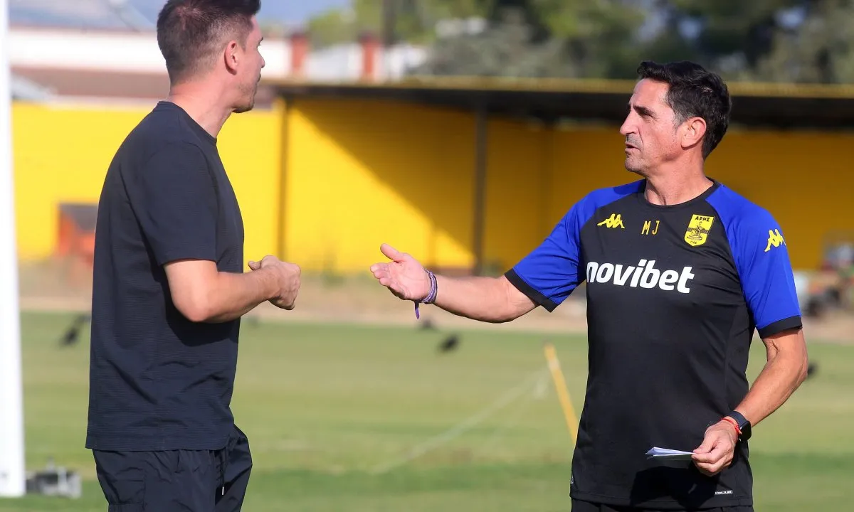 Άρης: Συνάντηση Χιμένεθ – Ρέγιες για την εικόνα της ομάδας και προειδοποιήσεις στους παίκτες