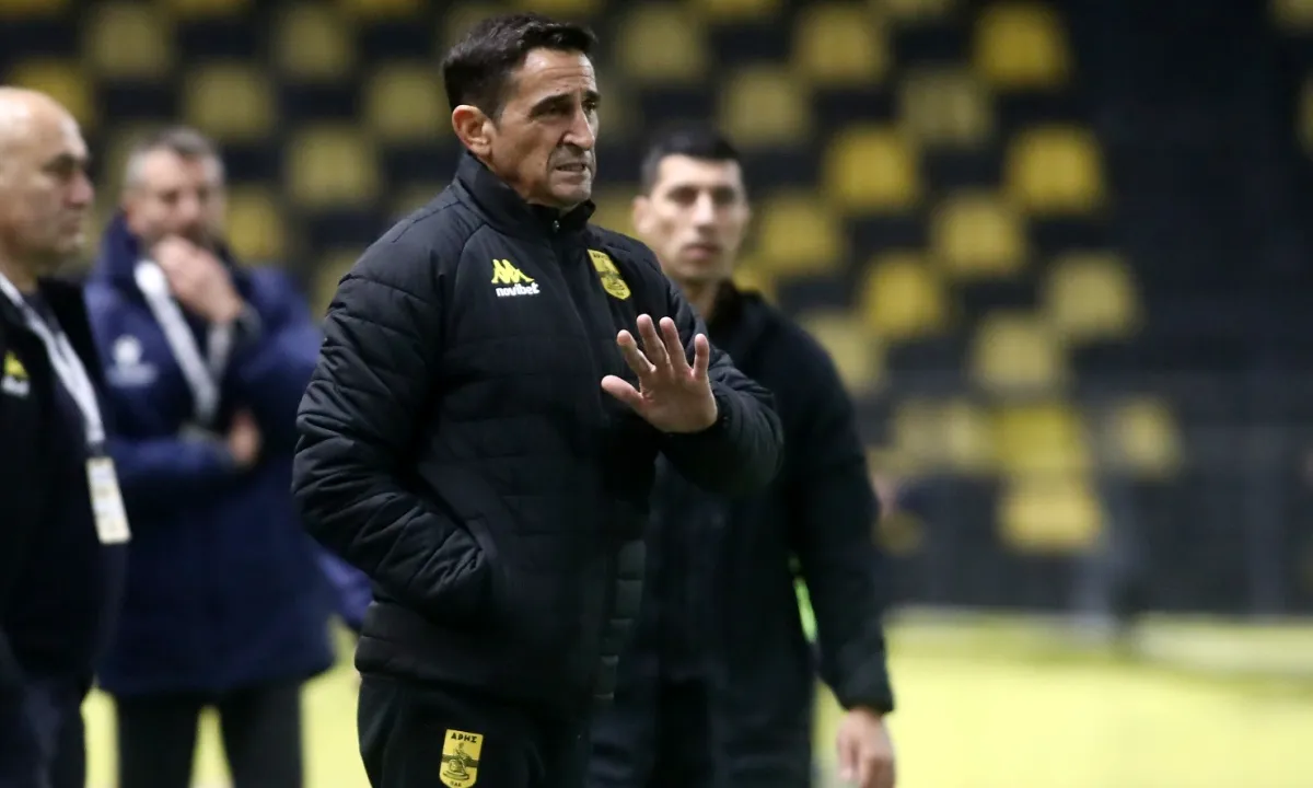 O Xιμένεθ είπε όσα έλεγαν Μάντζιος και Ουζουνίδης για Μορόν – Γι’ αυτό τον άφησε στον πάγκο